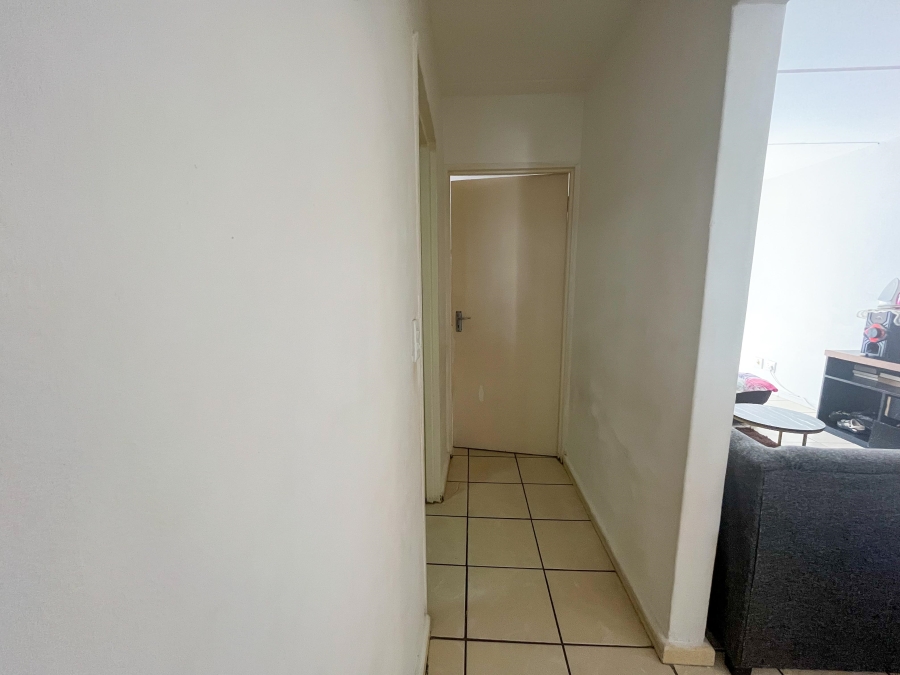 2 Bedroom Property for Sale in Maitland Western Cape